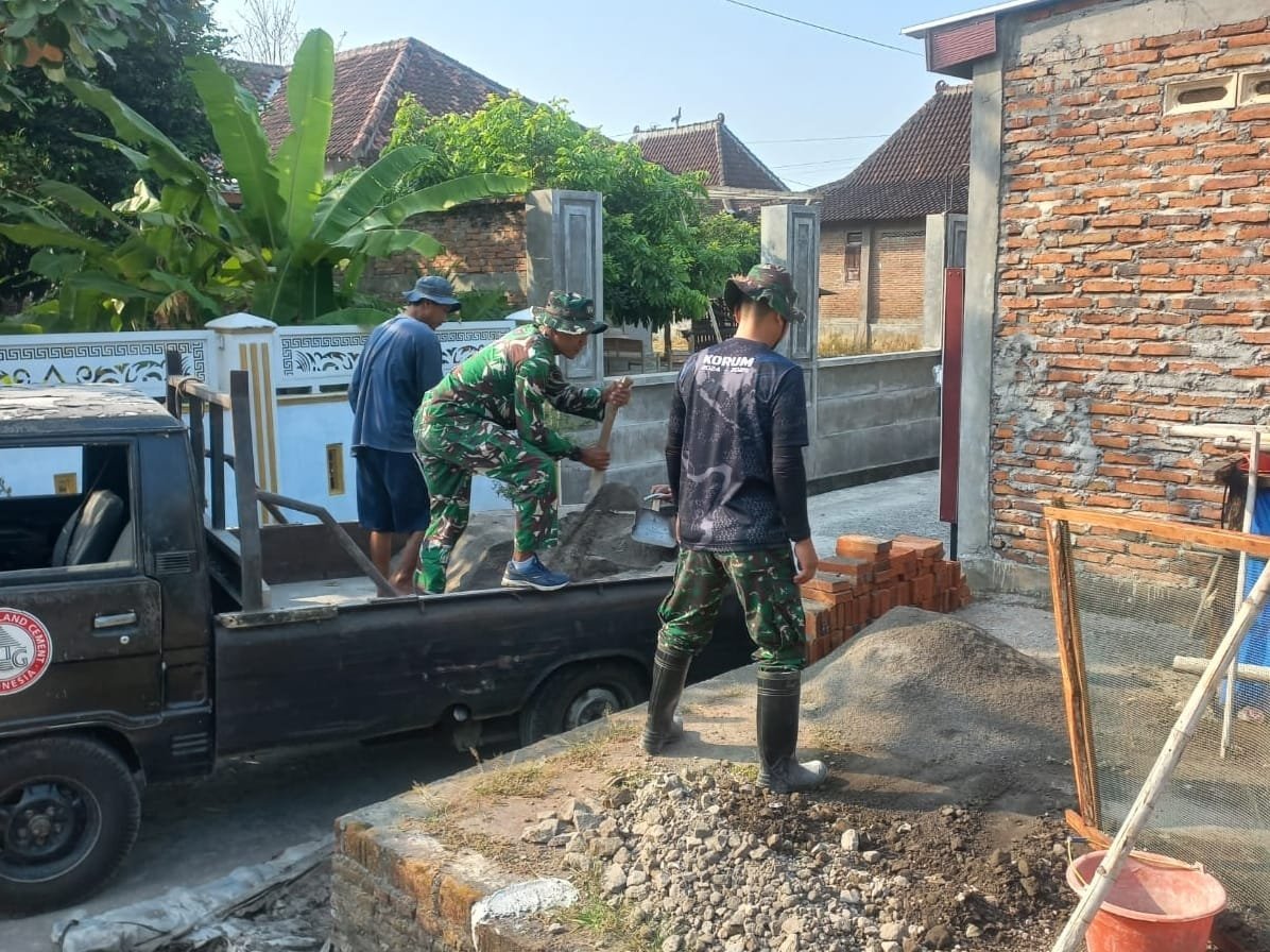 TMMD Hadirkan Renovasi Rumah untuk Warga Parangjoro
