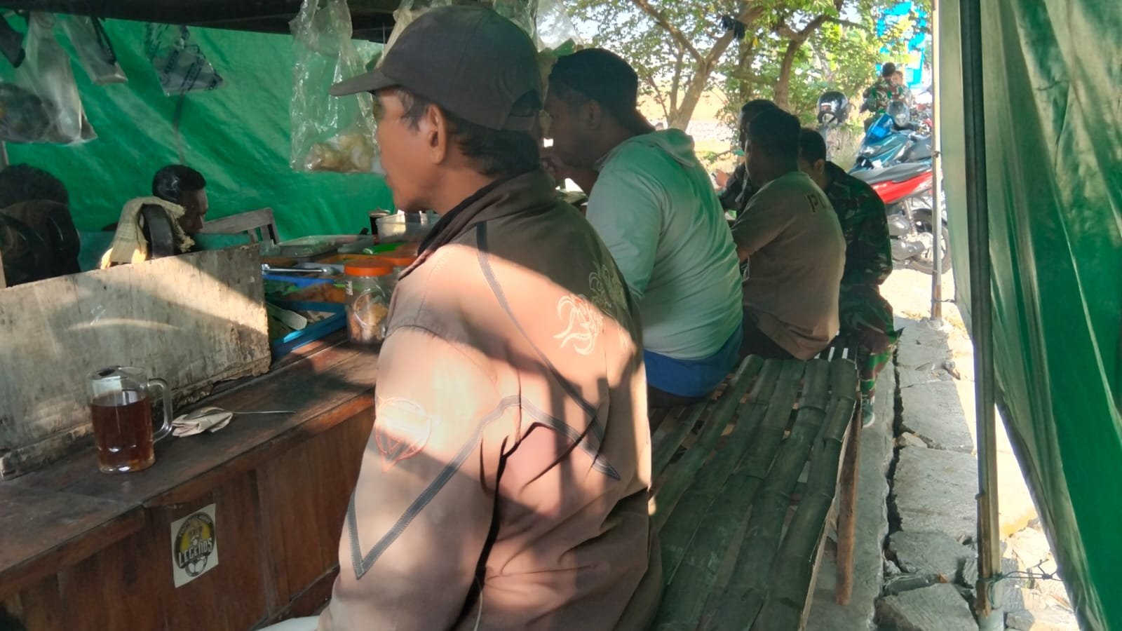 Warung di Parangjoro Nikmati Lonjakan Pembeli Seiring TMMD