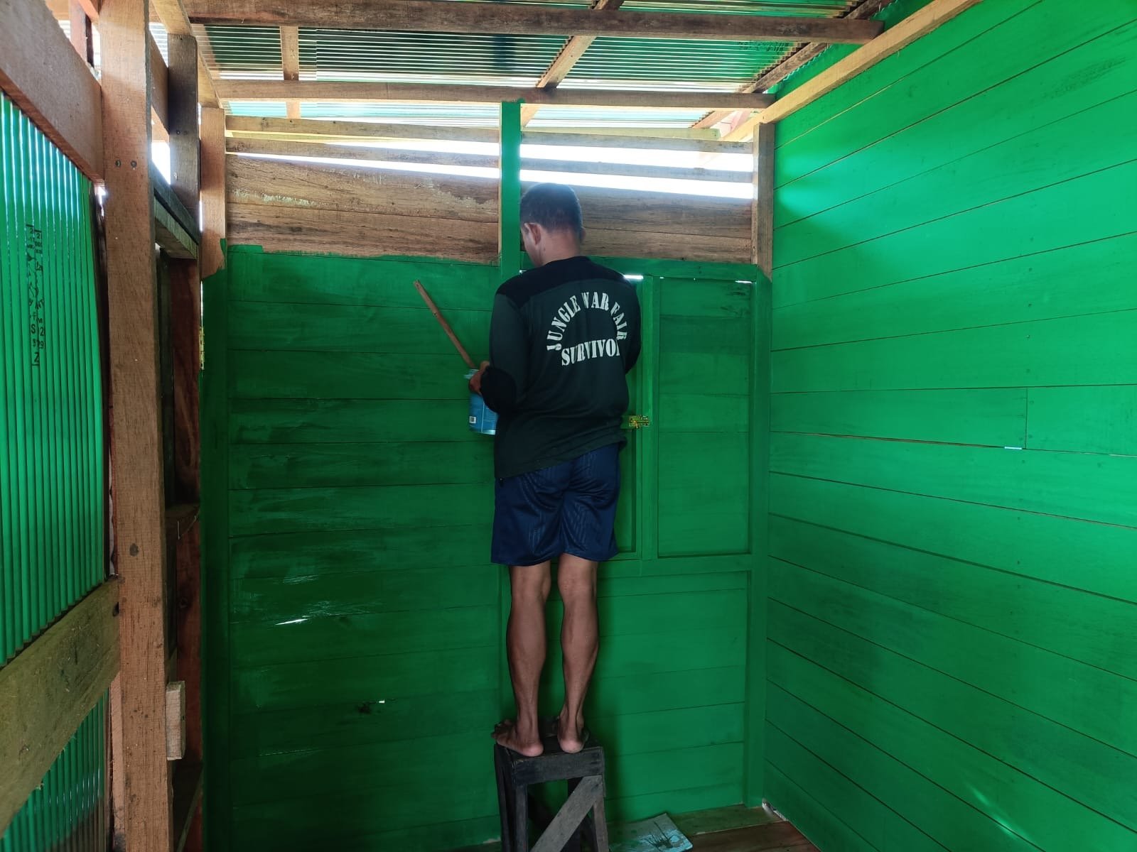 Rumah Kai Birhasani Hampir Rampung, Prajurit dan Warga Tetap Semangat Meski Diawasi