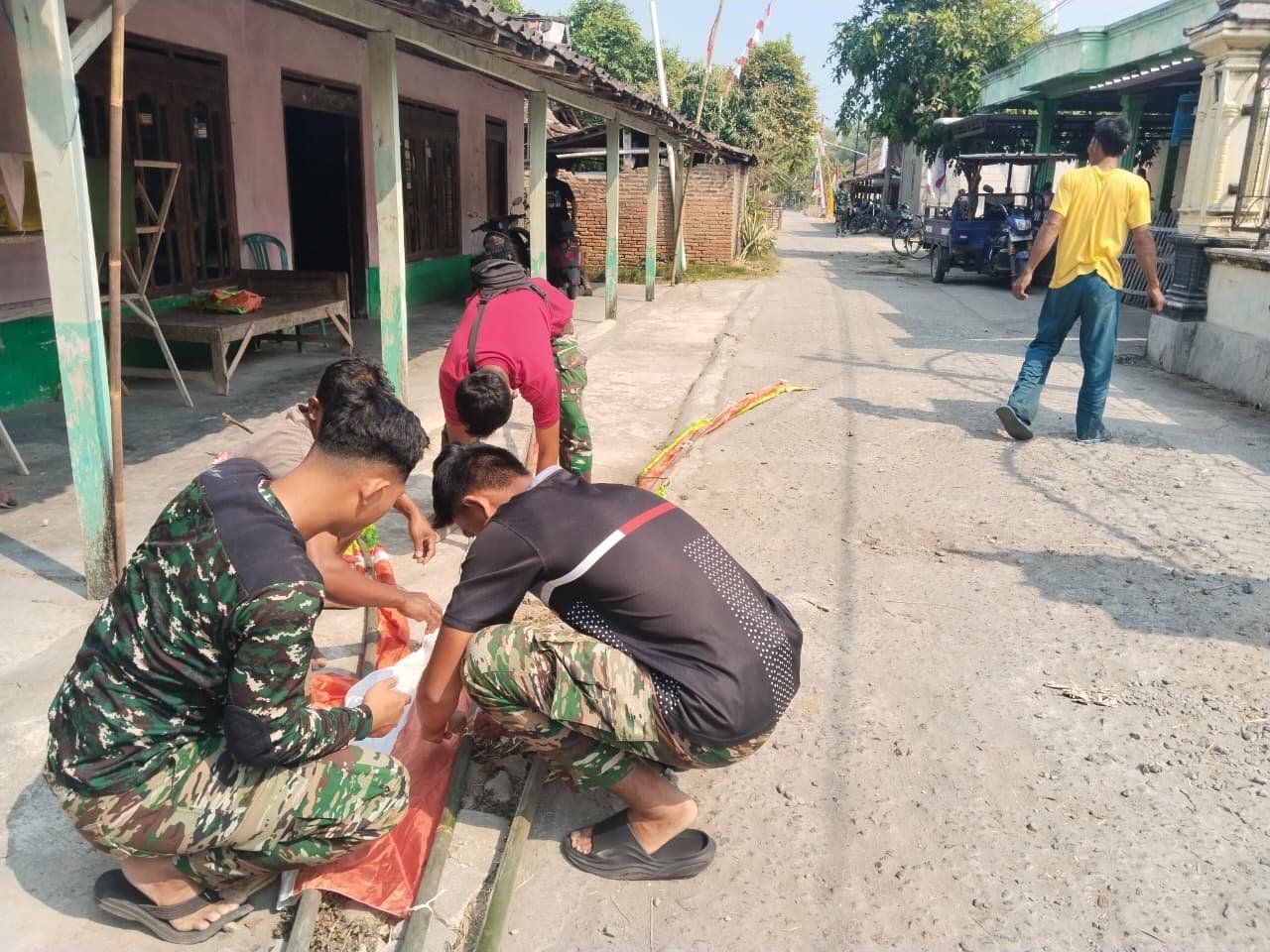 Warna Merah Putih Jadi Pendorong Kepedulian Warga Parangjoro