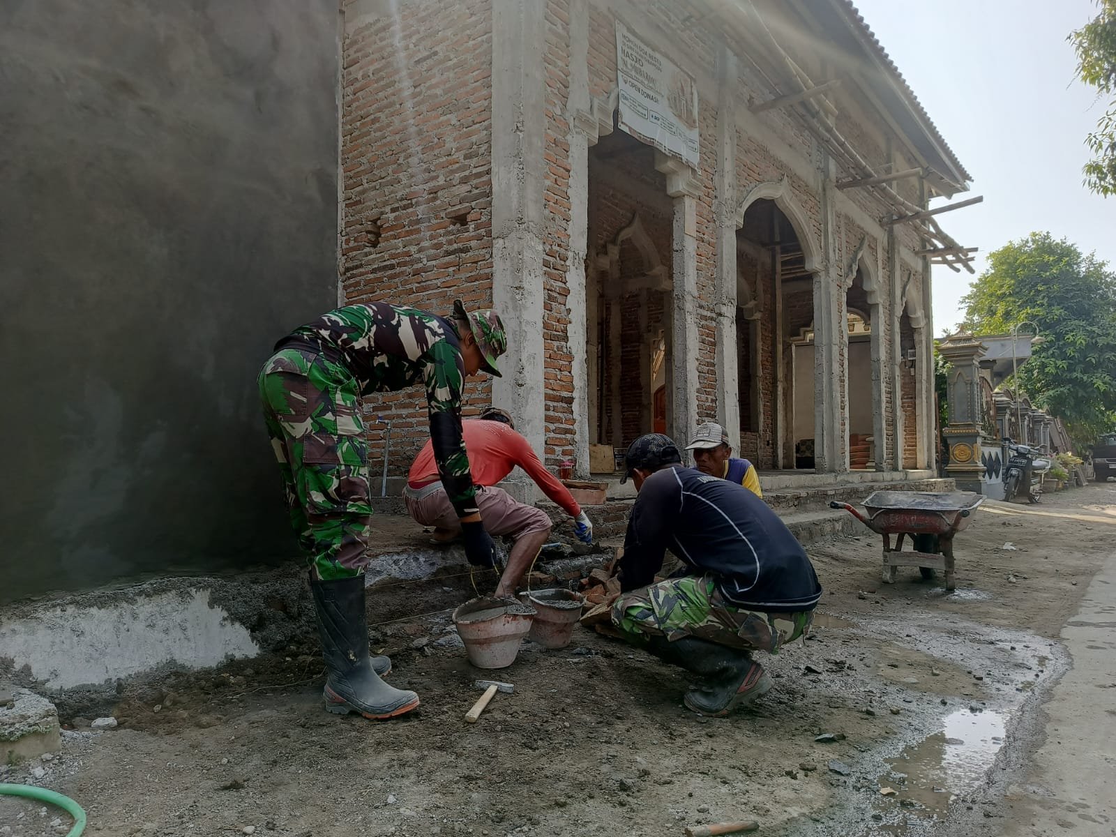 Masjid Al Mubarok Dilengkapi Wudhu dan MCK Lewat TMMD