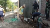 Pondasi MCK Muncul dari Gotong Royong Satgas dan Warga Sukoharjo Pondasi MCK Muncul dari Gotong Royong Satgas dan Warga Sukoharjo