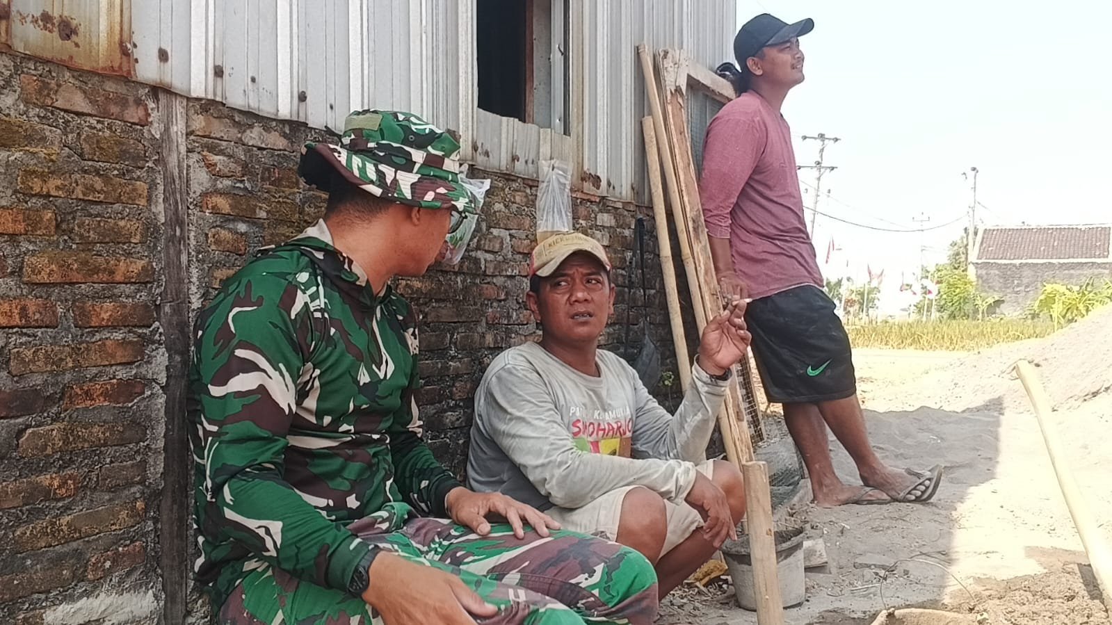 Kebersamaan di Lokasi Pembangunan Jadi Modal Sosial Parangjoro