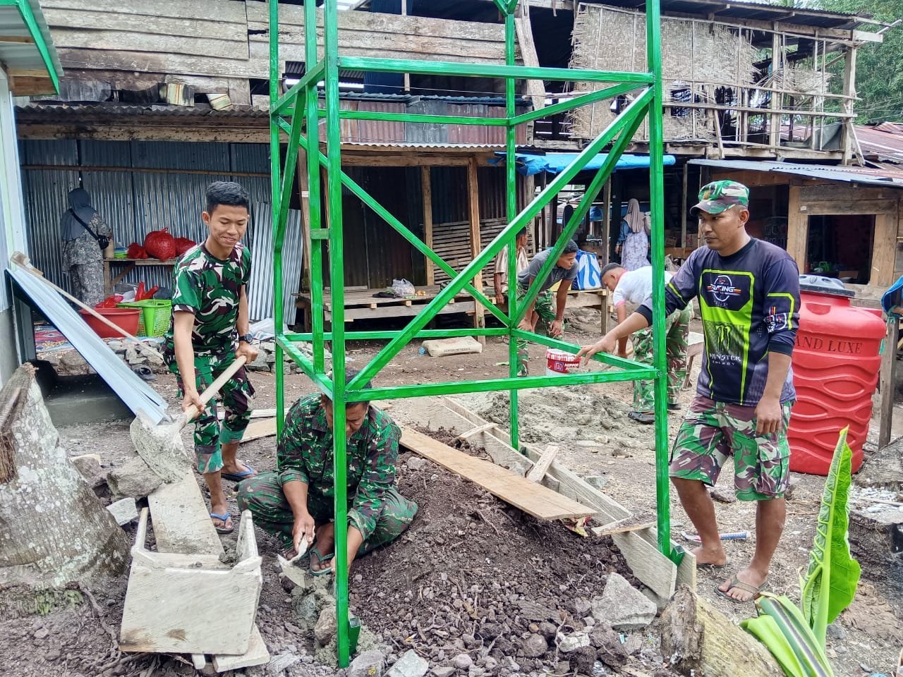 Dudukan Tower Tandon Dikebut, Warga Langi Tunggu MCK Berfungsi