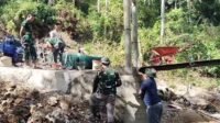 Kekuatan Pondasi Jadi Fokus Saat Satgas TMMD Bangun Jembatan di Desa Pattuku Kekuatan Pondasi Jadi Fokus Saat Satgas TMMD Bangun Jembatan di Desa Pattuku