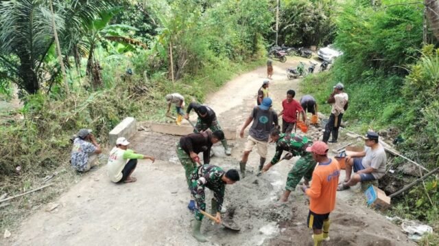 Akses Lebih Aman: Satgas TMMD Ke-129 Tangani Dekker di Titik 5 Watangcani