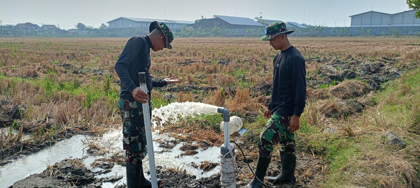 Desa Parangjoro Dapat Sumur Bor Perpompaan lewat TMMD Reguler 129