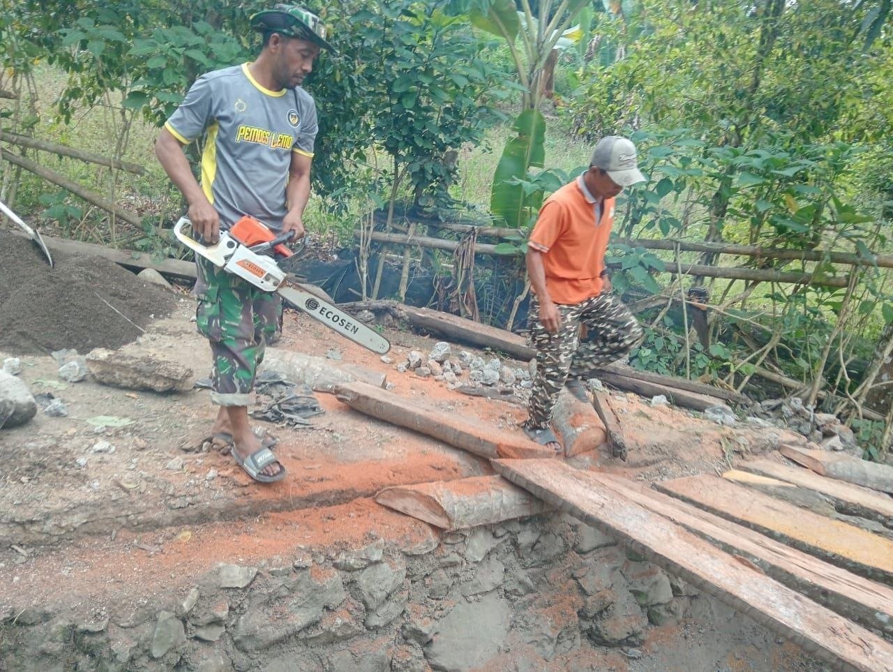 Warga Pattuku Rangkul Satgas TMMD Perbaiki Akses Utama Antar Dusun