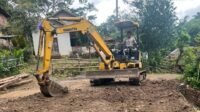 Suara Excavator Jadi Harapan Baru Warga Pattuku Suara Excavator Jadi Harapan Baru Warga Pattuku