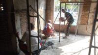 Kolaborasi Warga-TNI Dorong Pengerjaan Rehabilitasi Masjid Al Mubarok Kolaborasi Warga-TNI Dorong Pengerjaan Rehabilitasi Masjid Al Mubarok