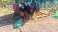 Pembuatan Titian Kayu Ulin Perkuat Akses di Desa Tamban Bangun Pembuatan Titian Kayu Ulin Perkuat Akses di Desa Tamban Bangun