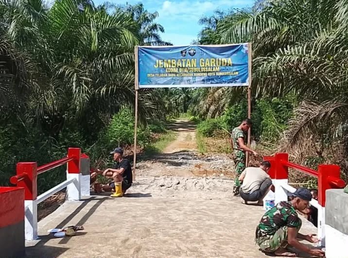 Langkah Akhir Jembatan Garuda: Kodim 0118 Fokus Pengecatan untuk Dukungan Ekonomi