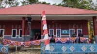 Bendera Merah Putih Menghias Kantor Desa Pattuku, Warga Sambut Agustus dengan Semangat Baru Bendera Merah Putih Menghias Kantor Desa Pattuku, Warga Sambut Agustus dengan Semangat Baru