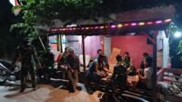 Satgas TMMD Ikut Ronda, Pos Jaga Parangjoro Lebih Semarak Satgas TMMD Ikut Ronda, Pos Jaga Parangjoro Lebih Semarak