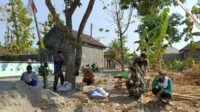Suasana Santai di Parangjoro Perkuat Dukungan Masyarakat terhadap TMMD Suasana Santai di Parangjoro Perkuat Dukungan Masyarakat terhadap TMMD