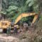 Maintenance Excavator oleh Satgas TMMD ke-129 Digenjot di Desa Pattuku