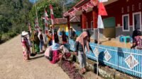 Pembersihan Halaman Kantor Desa Pattuku Jadi Bagian Pemeliharaan Lingkungan TMMD Pembersihan Halaman Kantor Desa Pattuku Jadi Bagian Pemeliharaan Lingkungan TMMD