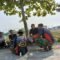 Dialog Biasa di Pinggir Sawah, Warga Parangjoro dan Satgas TMMD Berbincang Lepas