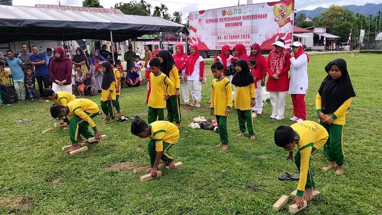 Kemeriahan HUT ke-81 RI, Satgas TMMD Reguler ke-129 Gelar Lomba Tradisional di Sarah Raya