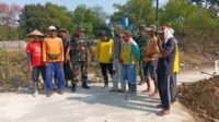 Kehadiran Danramil Bikin Semangat Warga Parangjoro Meningkat Saat TMMD Kehadiran Danramil Bikin Semangat Warga Parangjoro Meningkat Saat TMMD