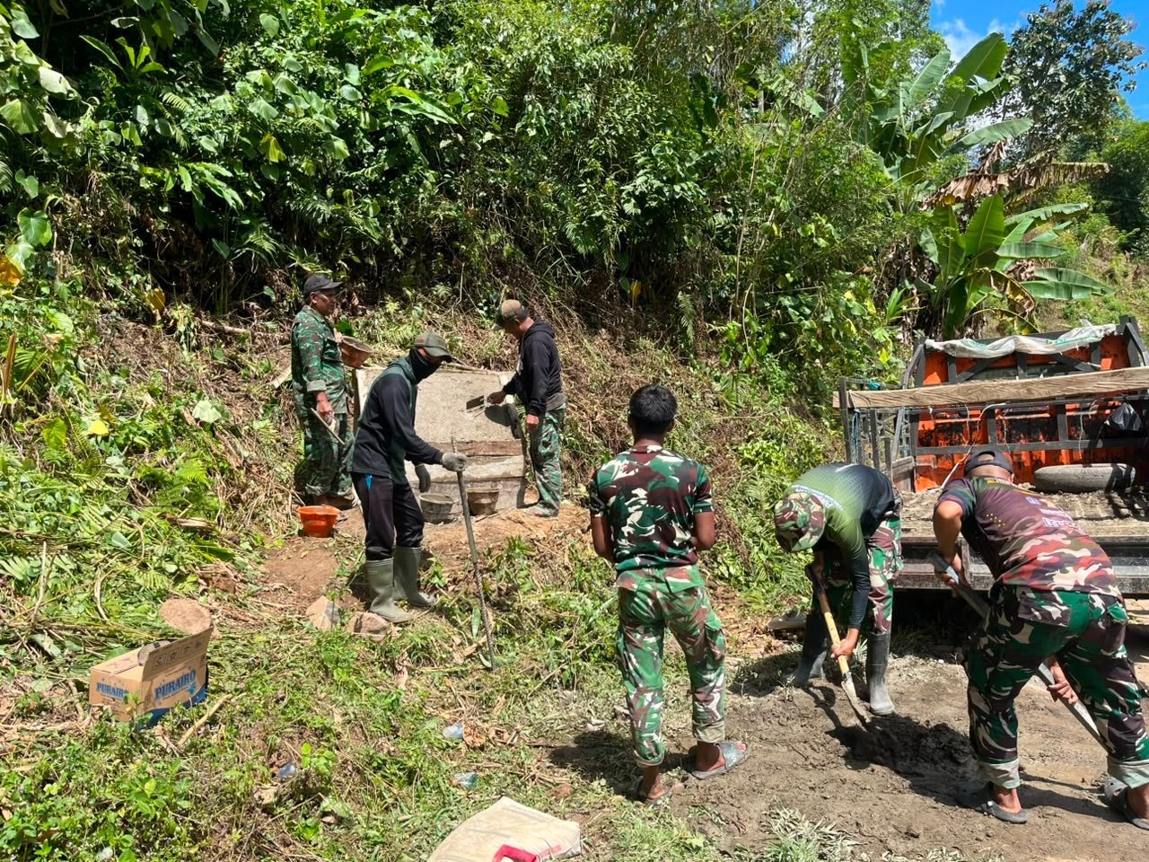 Peningkatan Jalan Pattuku Dilengkapi Prasasti, Satgas TMMD 1407/Bone Terlibat