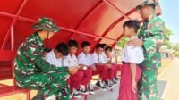 Satgas TMMD Singgah dan Sampaikan Pesan Pendidikan pada Pelajar SDN Parangjoro 2