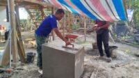 Pemasangan Prasasti Tandai Penyelesaian Pekerjaan RTLH Rosnawati Pemasangan Prasasti Tandai Penyelesaian Pekerjaan RTLH Rosnawati
