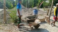 Batu Bata hingga Saluran Air: Pekerjaan Detail TMMD untuk Sanitasi Masjid