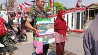 Bukan Sekadar Serah Terima, Prajurit Angkat Bantuan Sembako Bukan Sekadar Serah Terima, Prajurit Angkat Bantuan Sembako