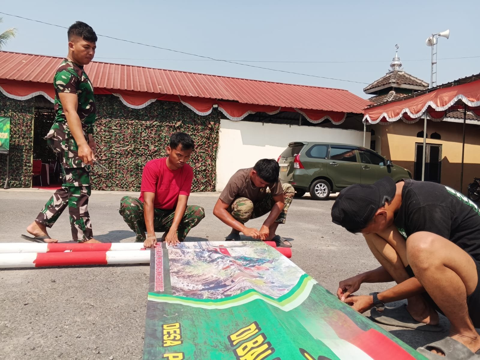 Jelang Penutupan TMMD, Balai Desa Parangjoro Disulap Jadi Lokasi Transit