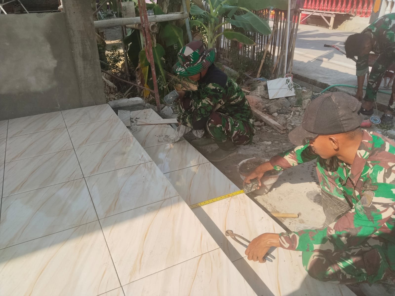 Pos Ronda Parangjoro: Ruang Berkumpul dan Posko Siaga dari TMMD Kodim 0726