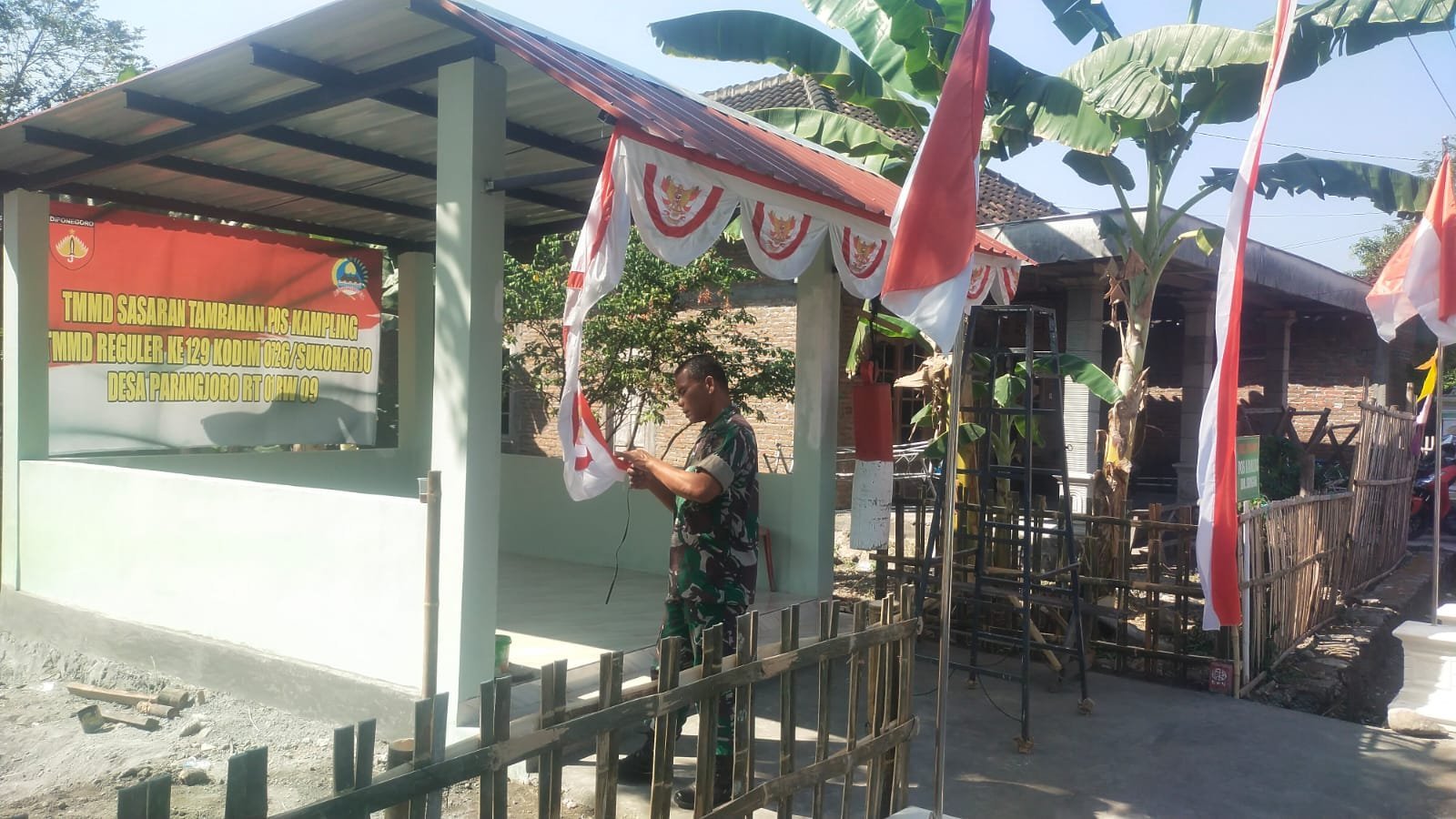TMMD Kodim 0726/Sukoharjo Selesaikan Tahap Finishing Pos Kampling Parangjoro