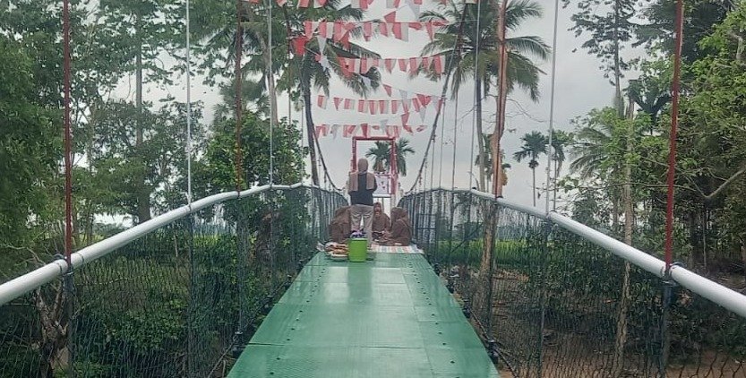 Tahlilan di Jembatan Gantung TMMD: Warga dan Satgas Sampaikan Syukur