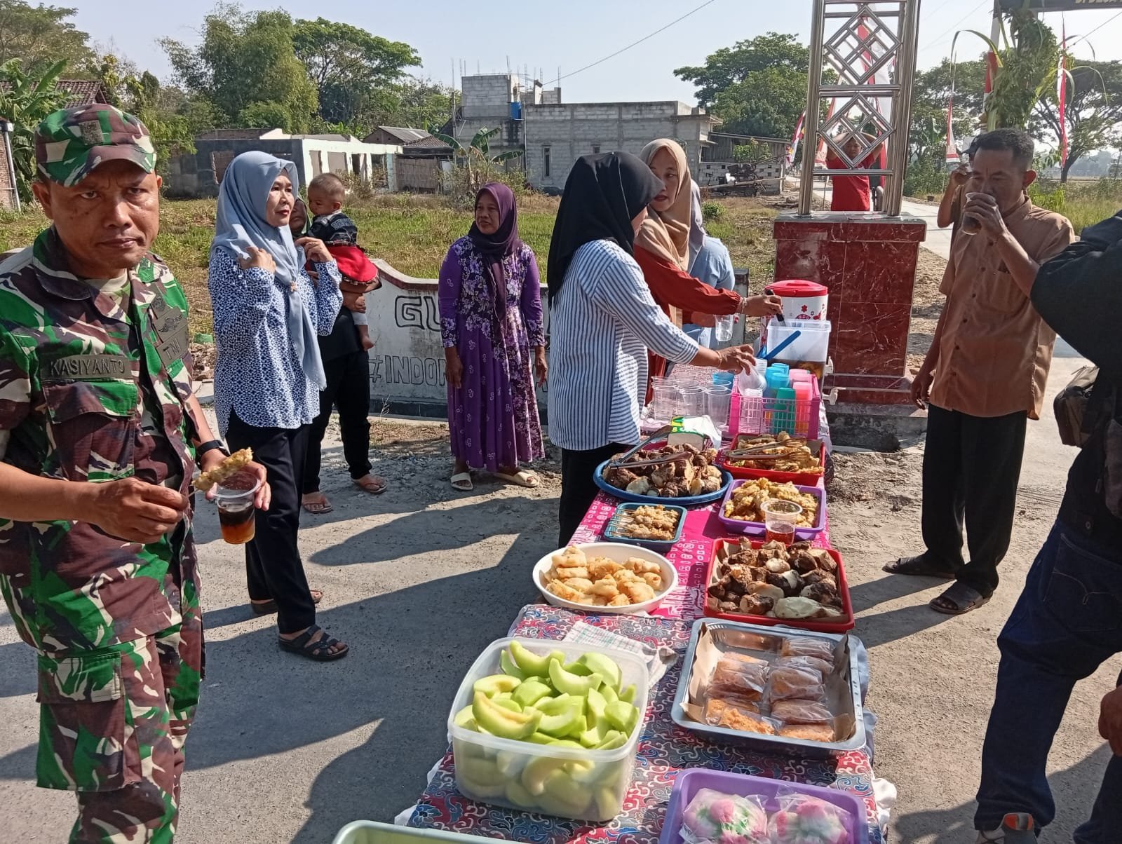 Bazar dan Pentas Reog Hiasi Penutupan TMMD Reguler Ke-129 di Parangjoro