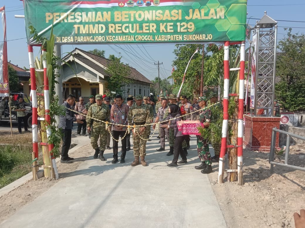 Irdam IV/Diponegoro Resmikan Jalan TMMD di Parangjoro, Akses Pertanian Ditingkatkan