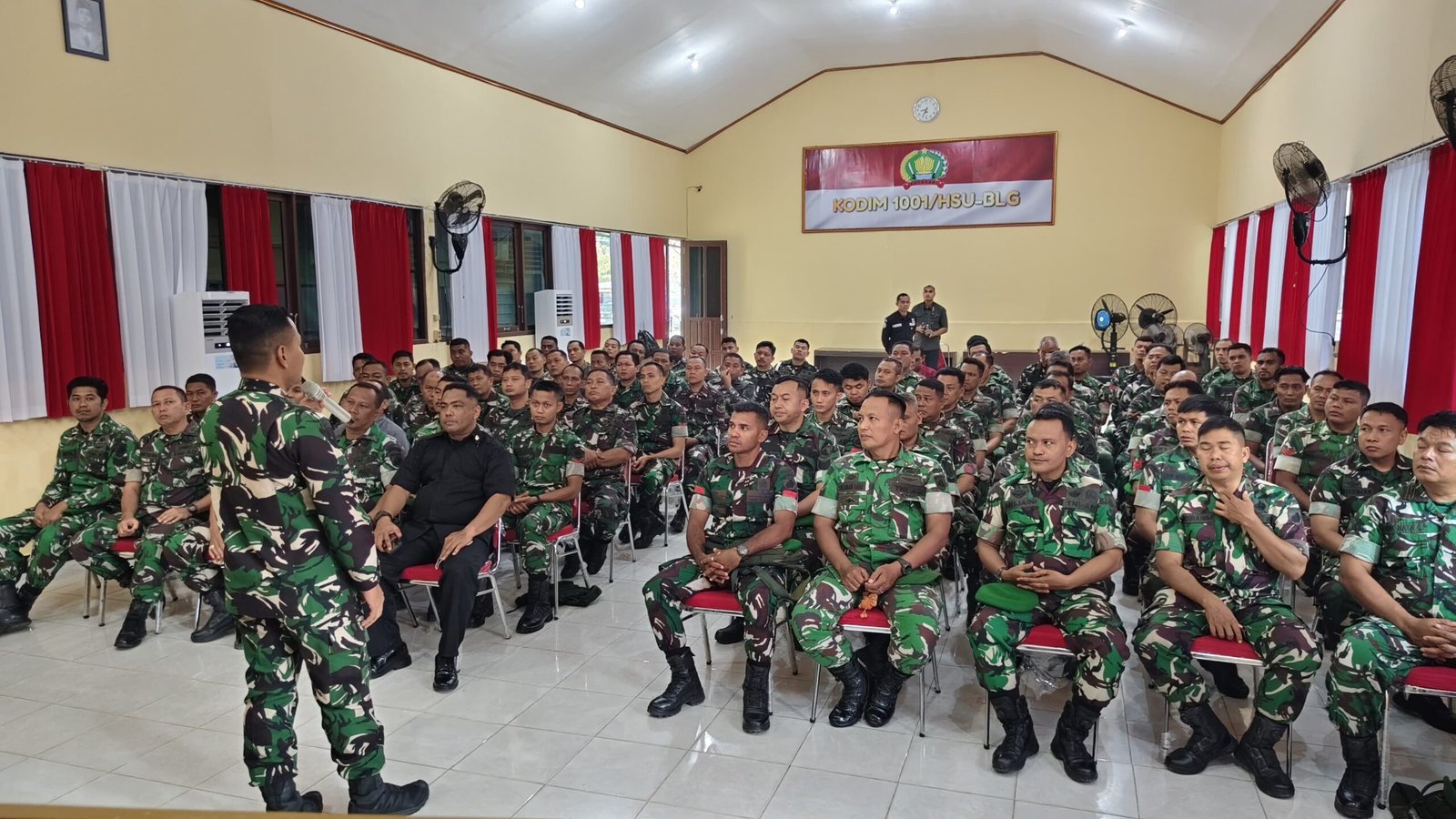 Letkol Inf Endra Retno Gelar Edukasi 5 Pilar Berkendara untuk 100 Personel Kodim 1001/HSU-BLG