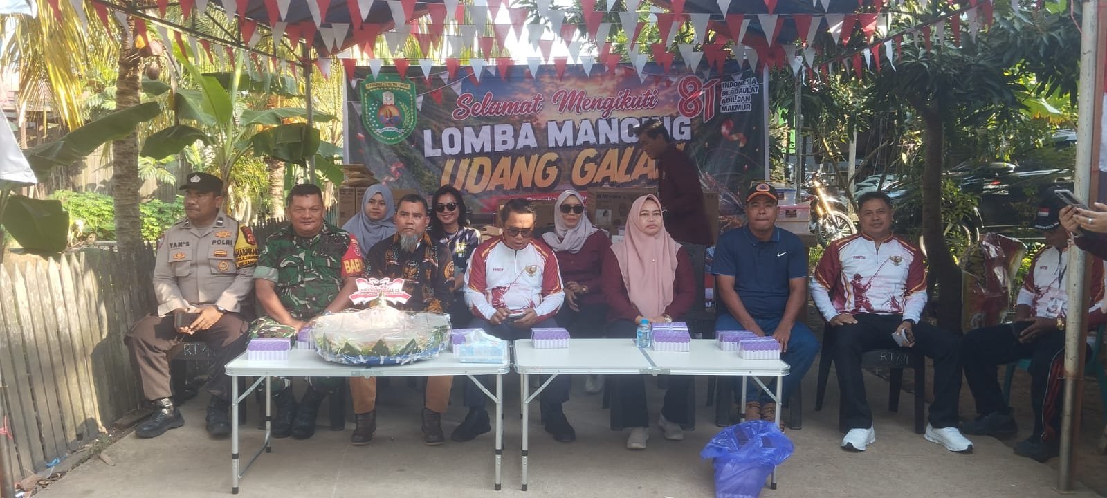 Sungai Gang Majai Jadi Arena Lomba Mancing Udang Galah HUT RI ke-81, Babinsa Hadir Dampingi Warga
