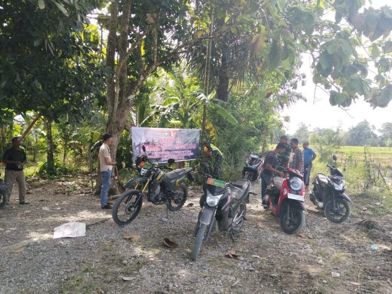 Antisipasi Karhutla, Koramil 02/Seunagan Lakukan Komsos dan Patroli Saat Kemarau