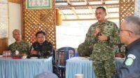 Pasis Sesko TNI Ingatkan Warga Tapin Waspadai 'Segitiga Emas' Karhutla Pasis Sesko TNI Ingatkan Warga Tapin Waspadai 'Segitiga Emas' Karhutla
