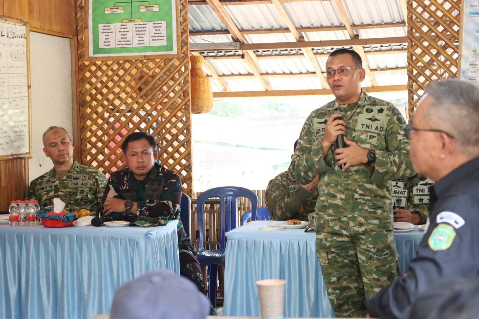 Pasis Sesko TNI Ingatkan Warga Tapin Waspadai 'Segitiga Emas' Karhutla
