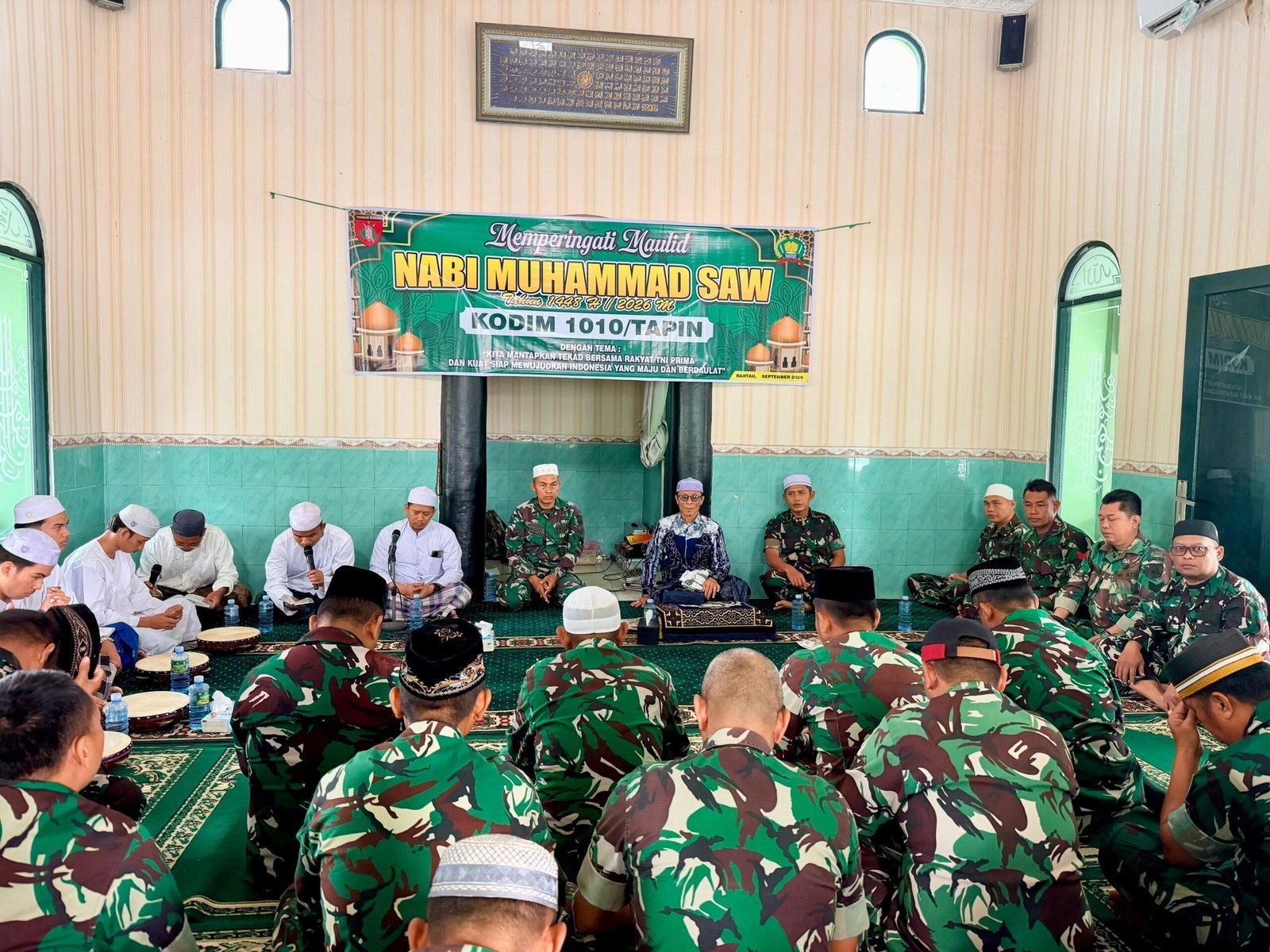 TNI-Rakyat Satu Tekad di Maulid Nabi Makodim Tapin: Kekuatan Bukan Hanya Fisik
