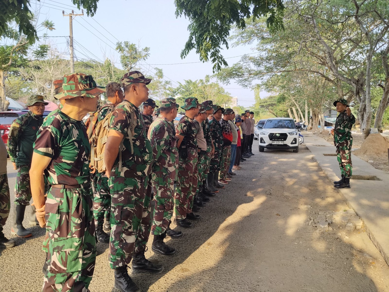 Pembersihan dan Edukasi Sampah, Fokus Kodim 1010/Tapin di Pasar Keraton