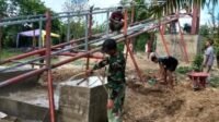 Warga dan TNI Rakit Rangka Pylon, Pembangunan Jembatan Serasah-Cibubukan Berlanjut