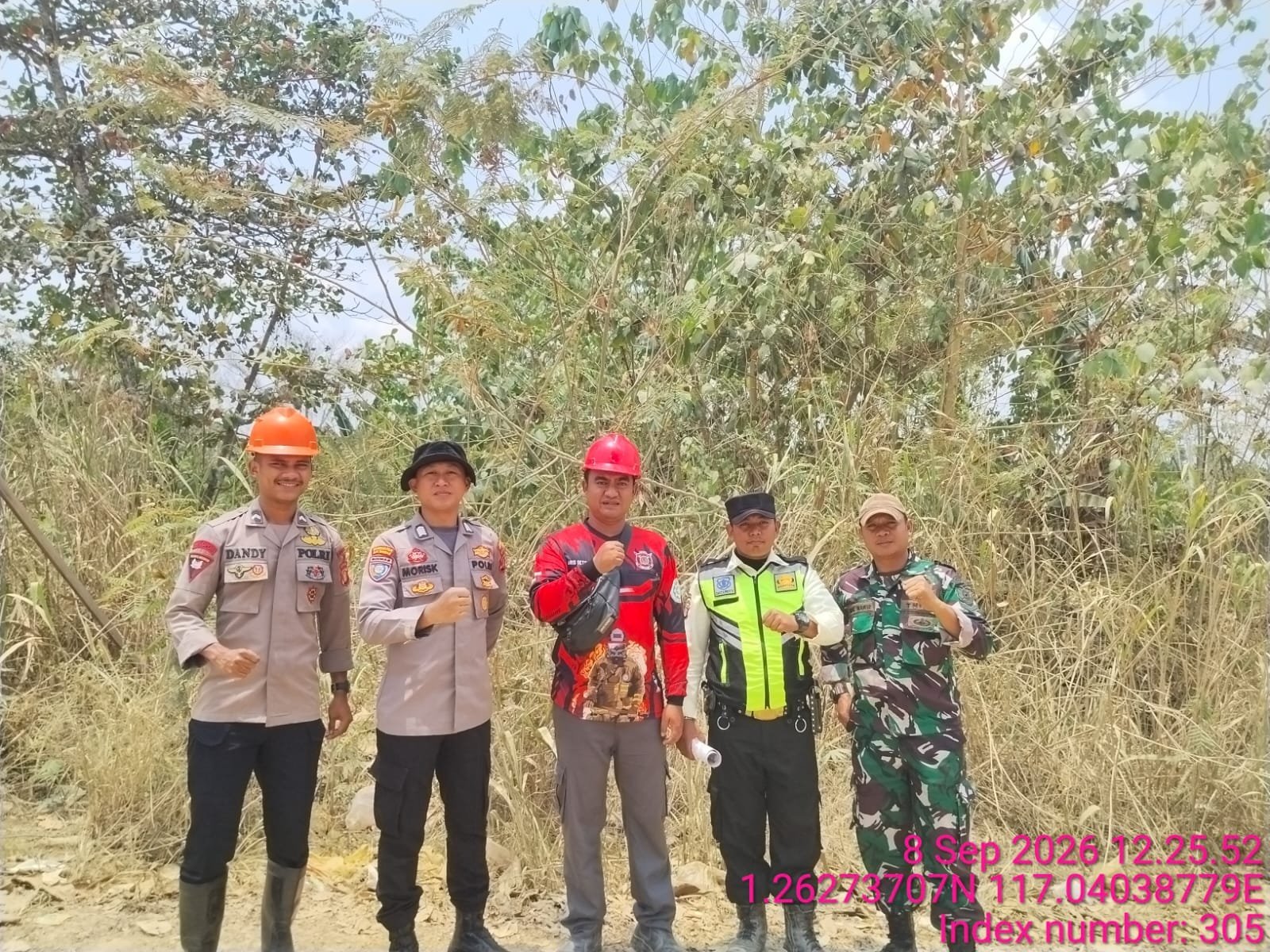 Patroli Berpadu TNI-Polri dan Perusahaan Cegah Pembukaan Lahan dengan Pembakaran di Miau Baru