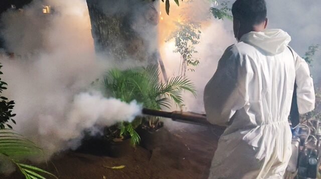 Fogging Massal di Asrama Makodim 1707/Merauke Cegah DBD dan Malaria
