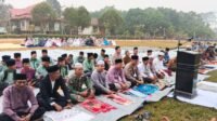 Shalat Istisqa di Longmesangat Diikuti Babinsa dan Aparat Setempat Shalat Istisqa di Longmesangat Diikuti Babinsa dan Aparat Setempat
