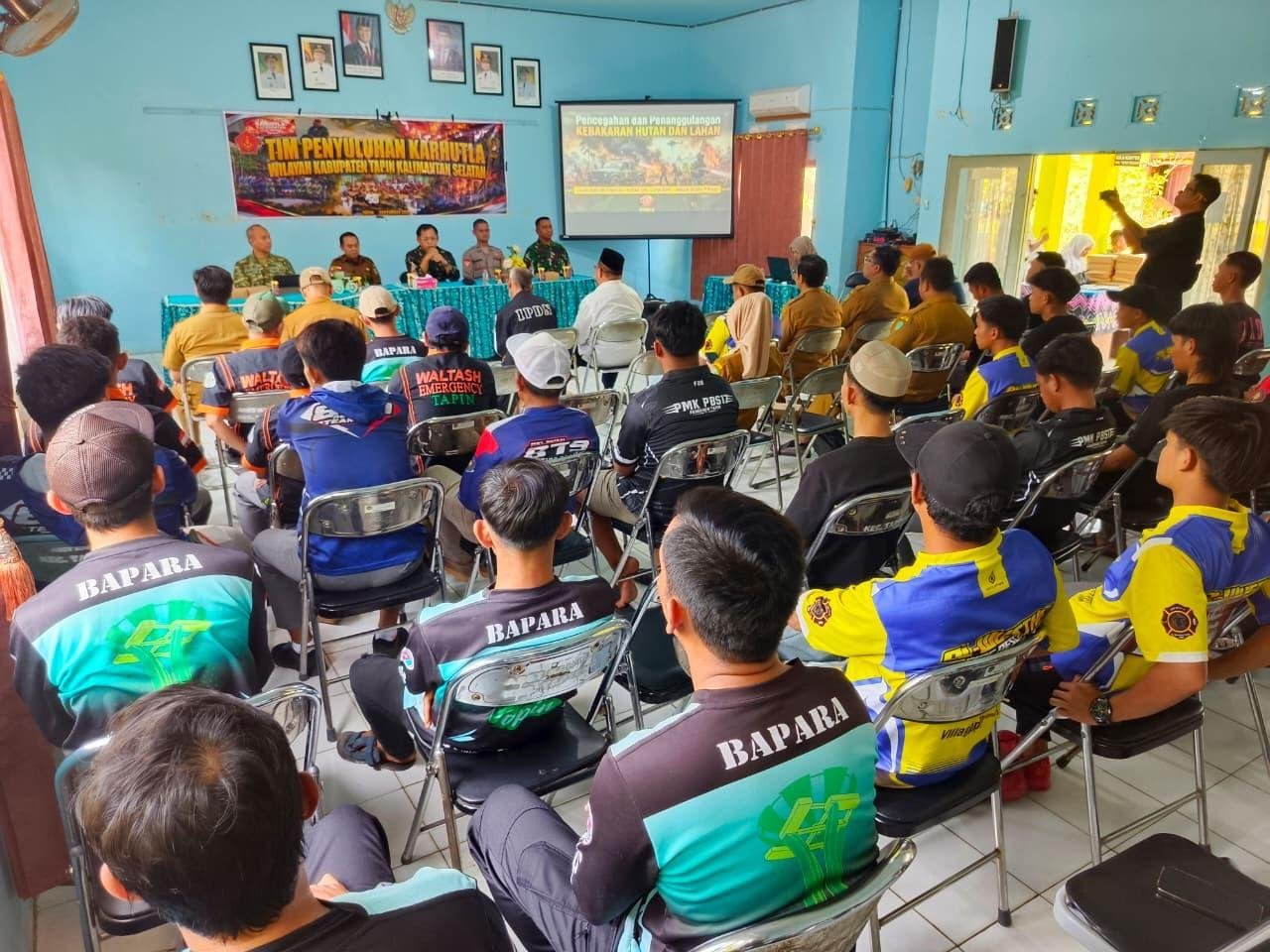 Penyuluhan Mabes TNI Ajak Komunitas Tapin Tengah Antisipasi Karhutla