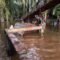 Amankan Papan Lantai, TNI dan Warga Cek Jembatan Perintis Cibubukan Usai Banjir