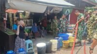 Bantu Warga Kekeringan, Kodim 1001/HSU-BLG Gelar Distribusi Air Bersih Bantu Warga Kekeringan, Kodim 1001/HSU-BLG Gelar Distribusi Air Bersih