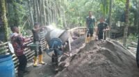 Pengecoran Abutmen Dimulai untuk 14 Jembatan yang Ditangani Kodim 0107/Aceh Selatan Pengecoran Abutmen Dimulai untuk 14 Jembatan yang Ditangani Kodim 0107/Aceh Selatan